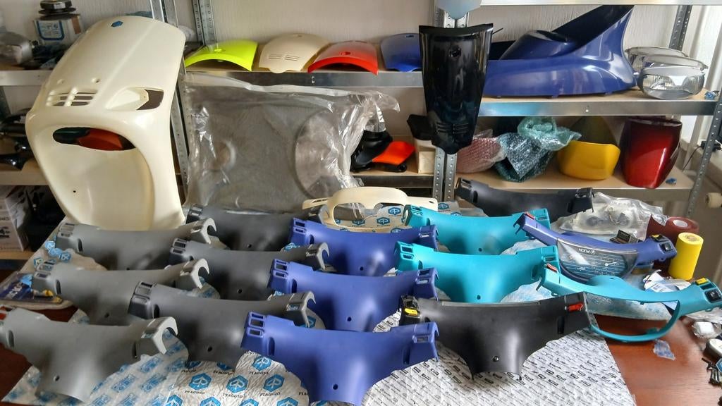 Piaggio Gilera NOS onderdelen voor zip runner, Ophalen of Verzenden