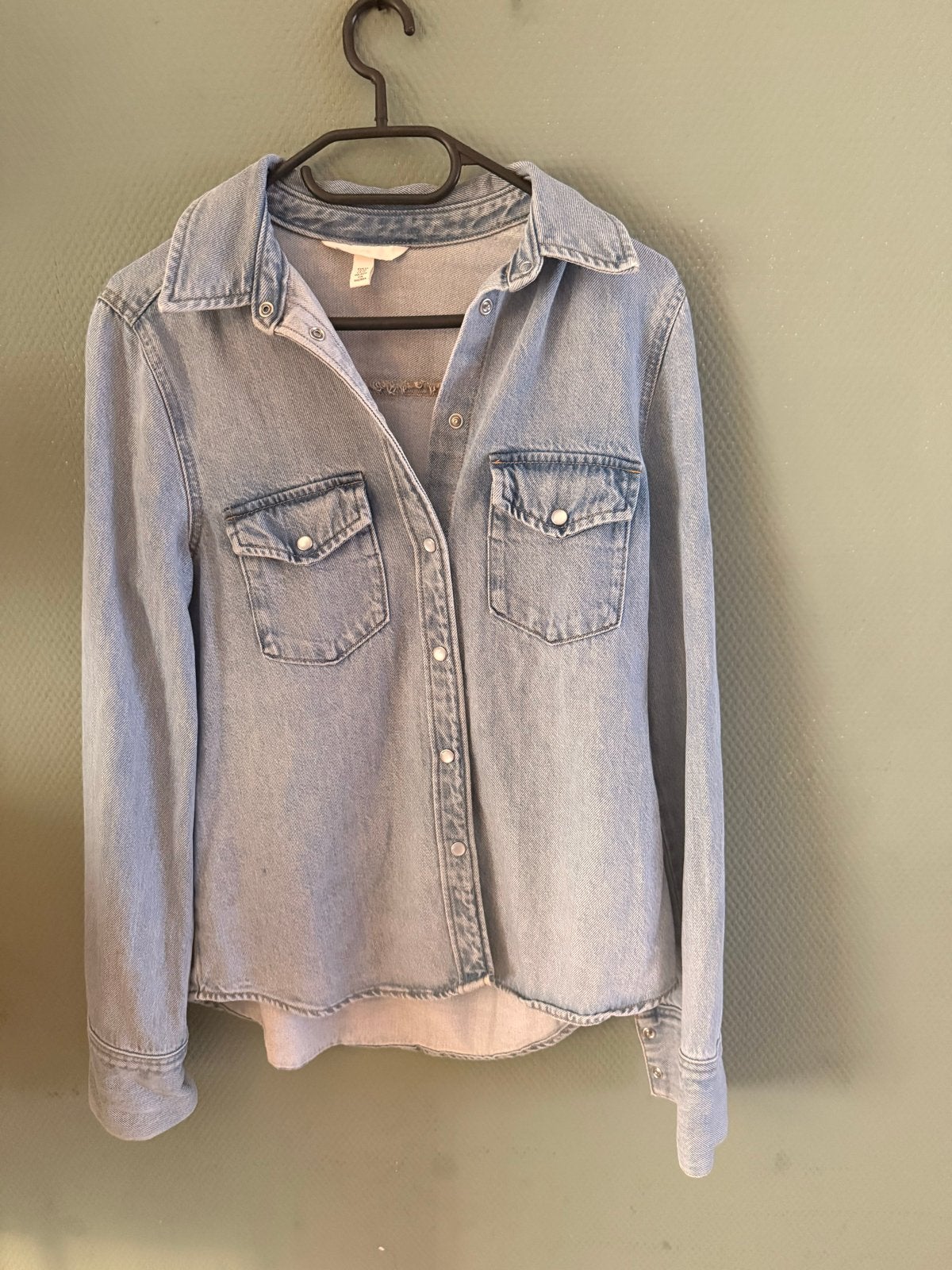 H&M spijkerblouse XS, Ophalen of Verzenden, Zo goed als nieuw, Maat 34 (XS) of kleiner, Blauw