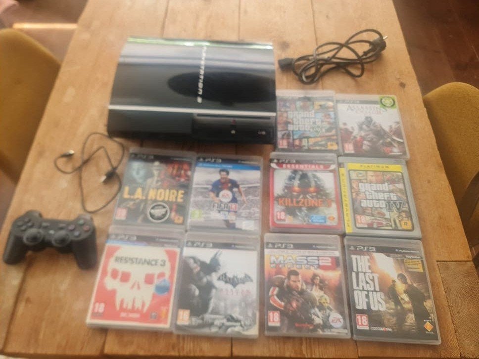 PlayStation 3 (PS3) met 10 games en controller, Spelcomputers en Games, Spelcomputers | Sony PlayStation 3, Gebruikt, Phat, 40 GB
