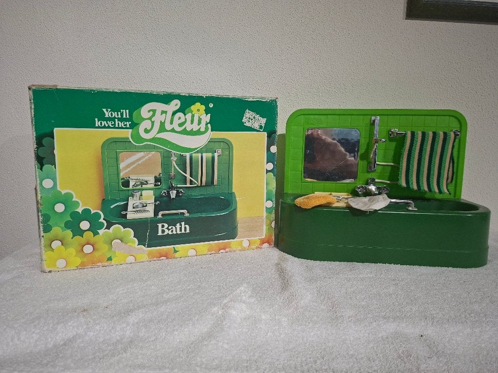 Vintage Fleur Bath Badkamer Set | Met originele doos, Ophalen of Verzenden, Gebruikt, Poppenhuis