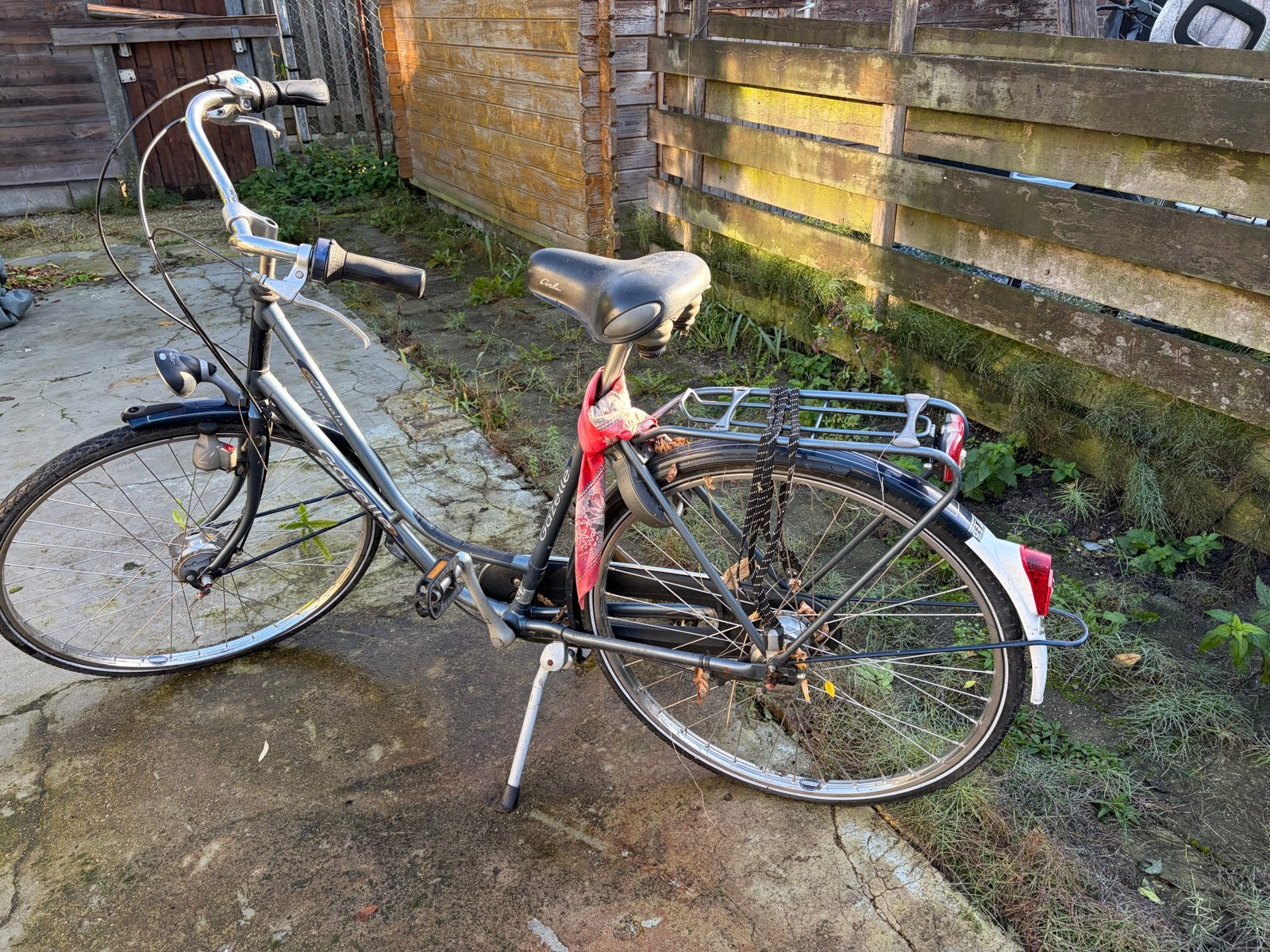 Gazelle damesfiets - Gratis, Fietsen en Brommers, Ophalen, Versnellingen, Gazelle, Trommelrem