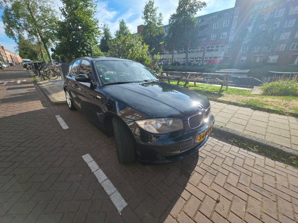 BMW 1-Serie Business (2007) - Youngtimer - Rijk uitgerust, Achterwielaandrijving, 1995 cc, Beige, Zwart