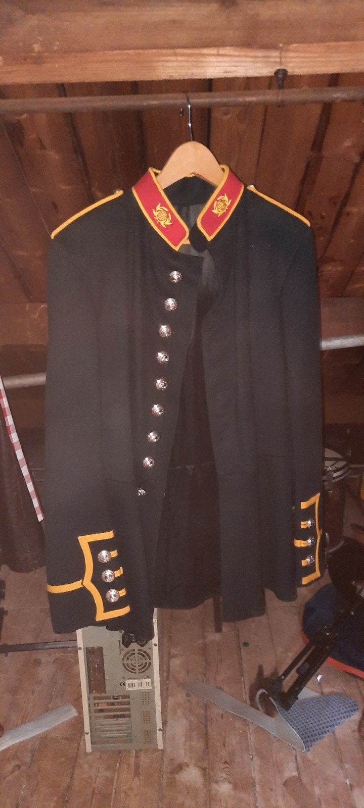 Engels uniformjasje - Maat S, Kleding | Heren, Onbekend, Zwart, Ophalen of Verzenden, Gedragen