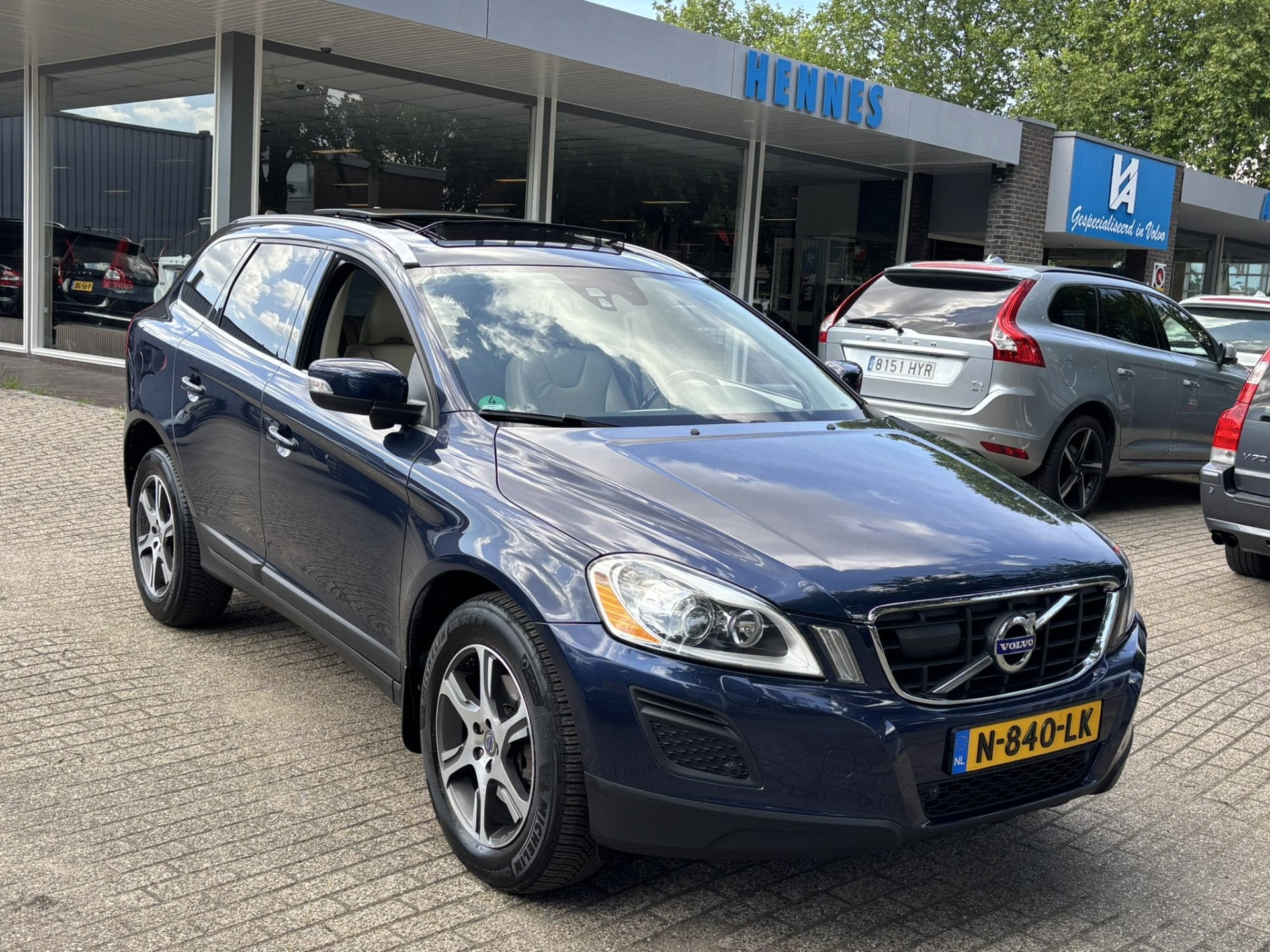 Volvo XC60 3.0 T6 AWD Summum Pano Driver Support Keyless, Auto's, Volvo, Automaat, Euro 5, Gebruikt, 1738 kg
