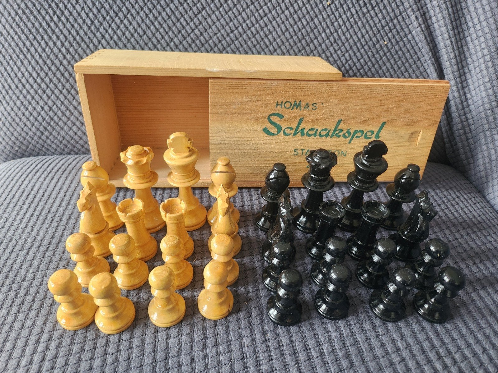 Staunton Schaakstukken Maat 4 in Goede Staat, Een of twee spelers, Ophalen of Verzenden