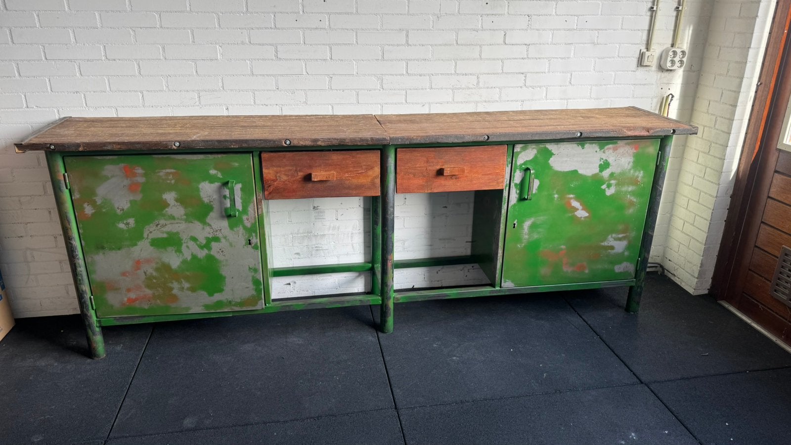 Industriele kast, Ophalen, Zo goed als nieuw, 200 cm of meer, Minder dan 100 cm
