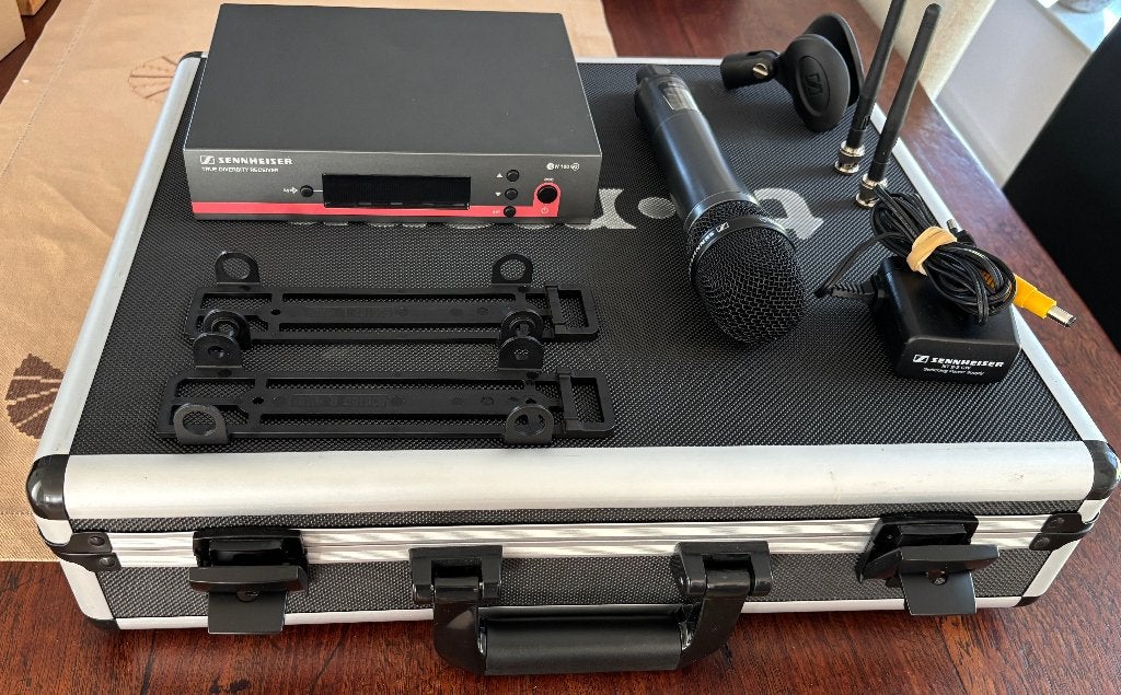 Sennheiser microfoon e835 met mic versterker, Ophalen, Zo goed als nieuw, Zangmicrofoon, Draadloos