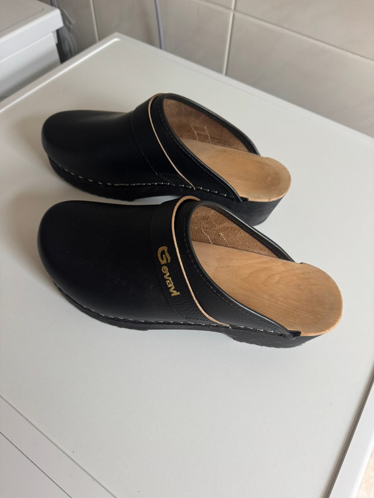 Te koop nieuwe klompen, Kleding | Heren, Klompen, Zwart, Nieuw, Ophalen of Verzenden