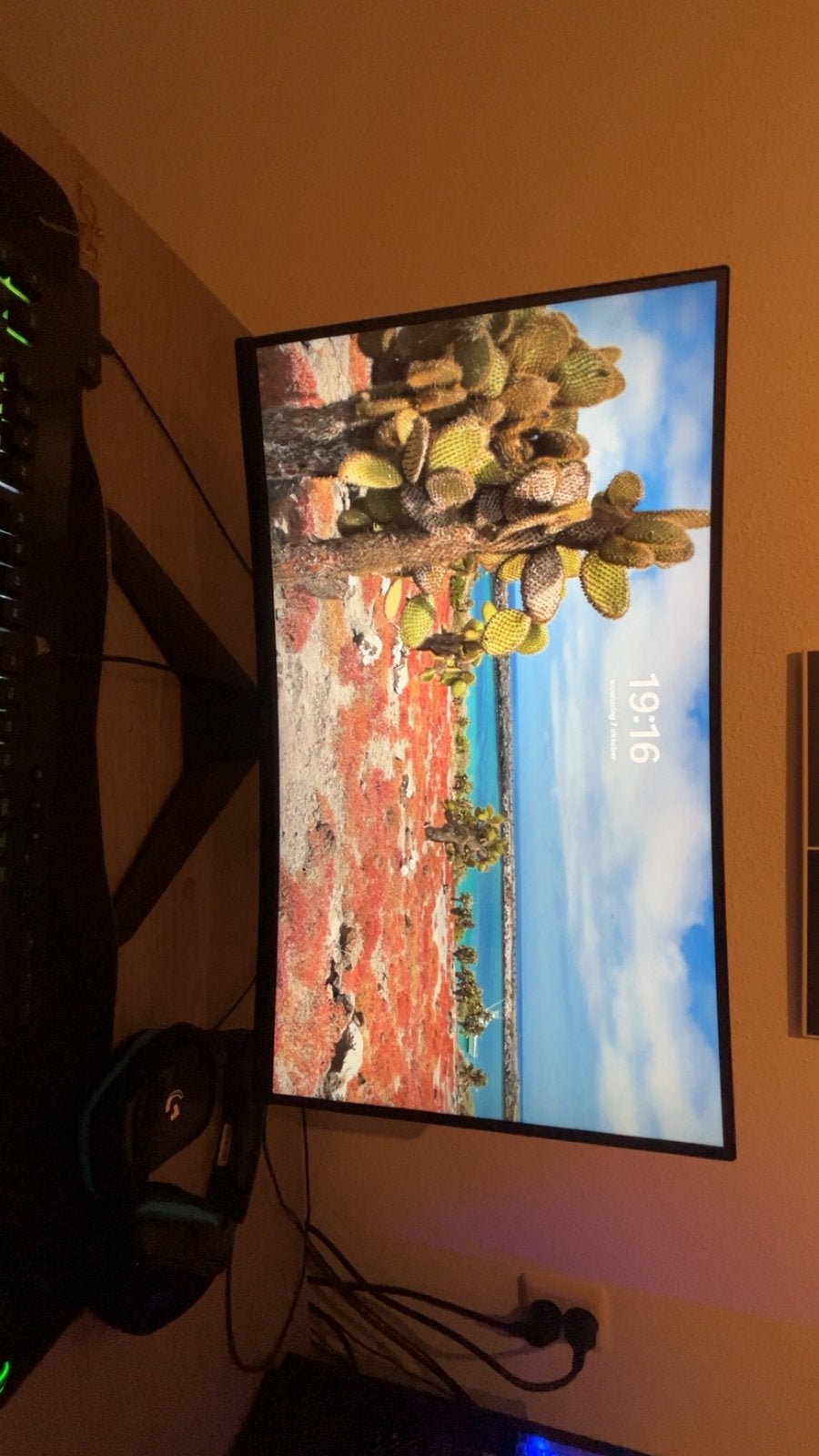 Game pc te koop met scherm toetsenbord en muis en muismat, Ophalen of Verzenden, Zo goed als nieuw