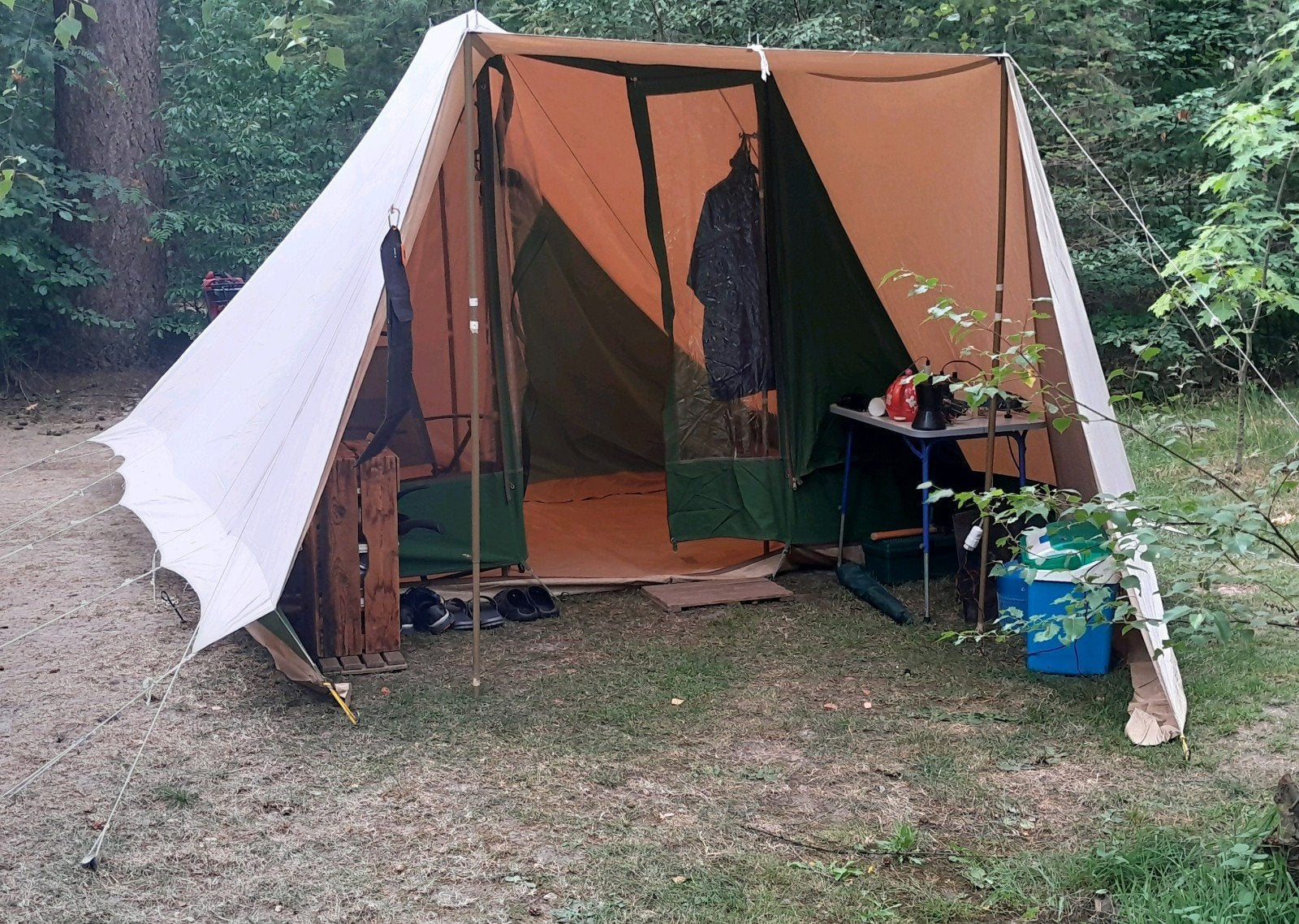 Esvo tent 4 personen, Caravans en Kamperen, Tenten, Ophalen, Gebruikt, Tot en met 4
