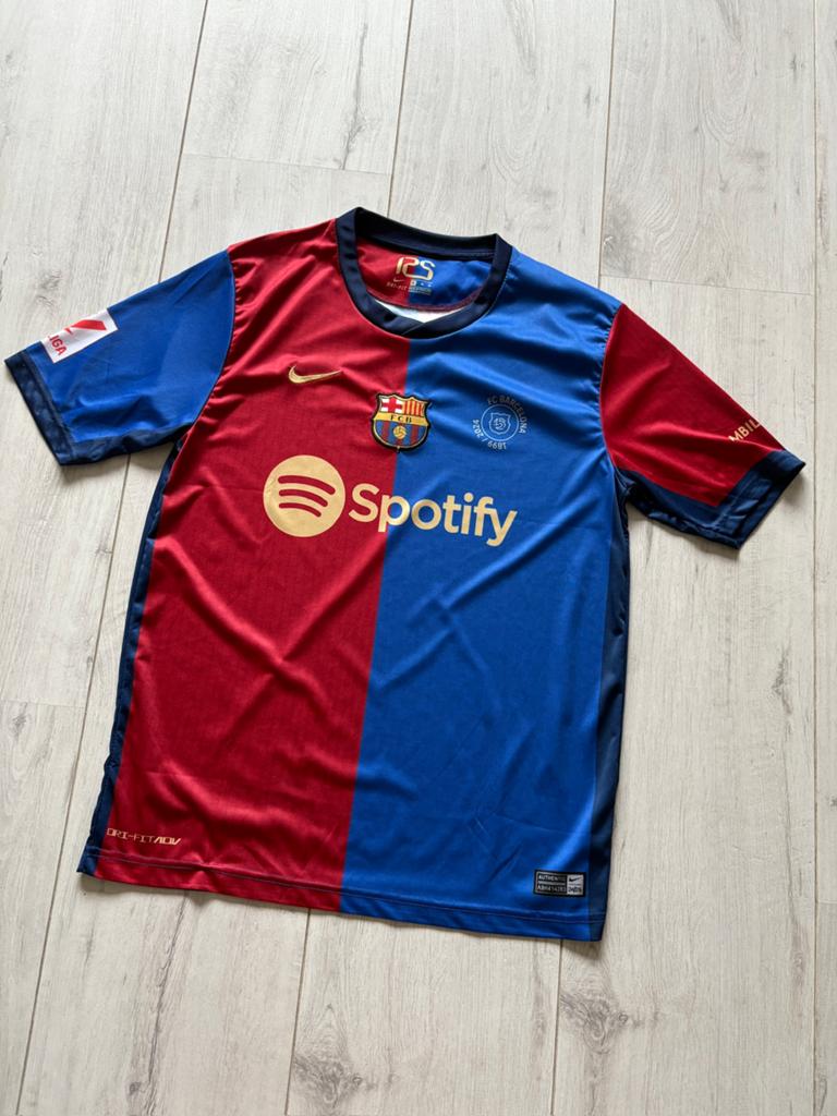 Barcelona voetbalshirt maat M., Maat M, Ophalen of Verzenden, Zo goed als nieuw, Shirt