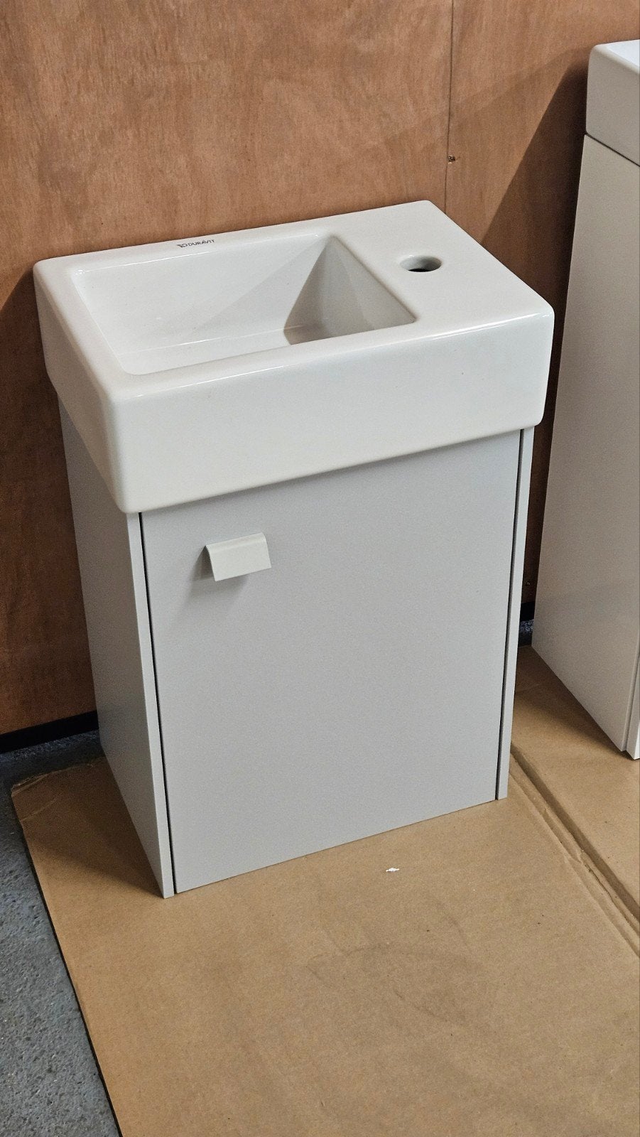 Duravit fontein 38x24 cm rechts. betongrijs NIEUW, Ophalen, Nieuw, Steen, Wastafel