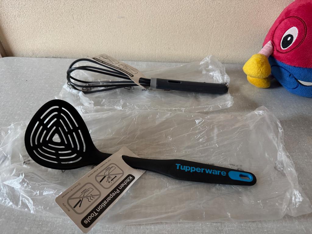 NIEUW schuimspaan en garder van TUPPERWARE keukengerei, Ophalen of Verzenden, Nieuw, Overige typen