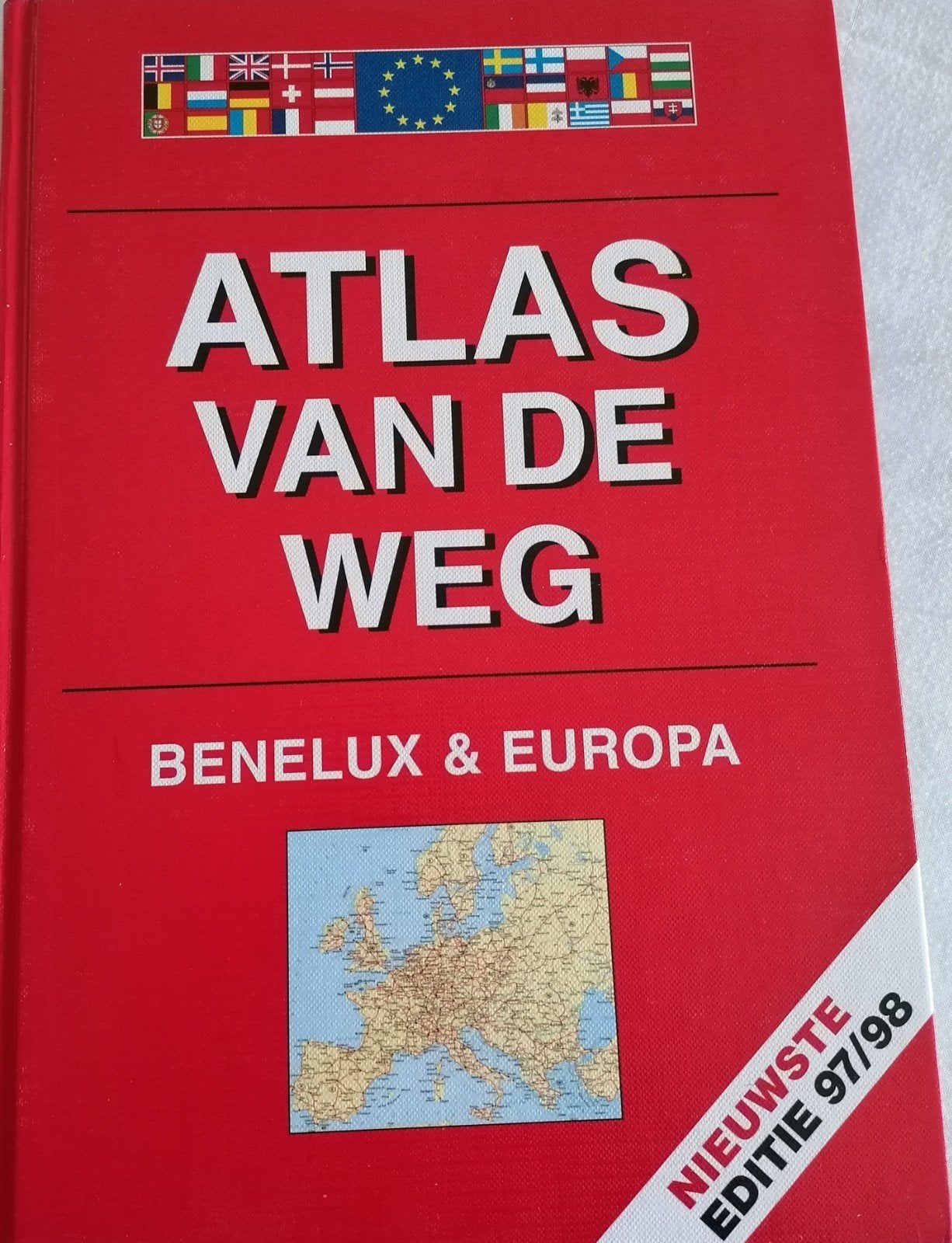 VINTAGE ATLAS VAN DE WEG (GLOEDNIEUW)., Ophalen of Verzenden, Nieuw, Overige gebieden, Overige atlassen