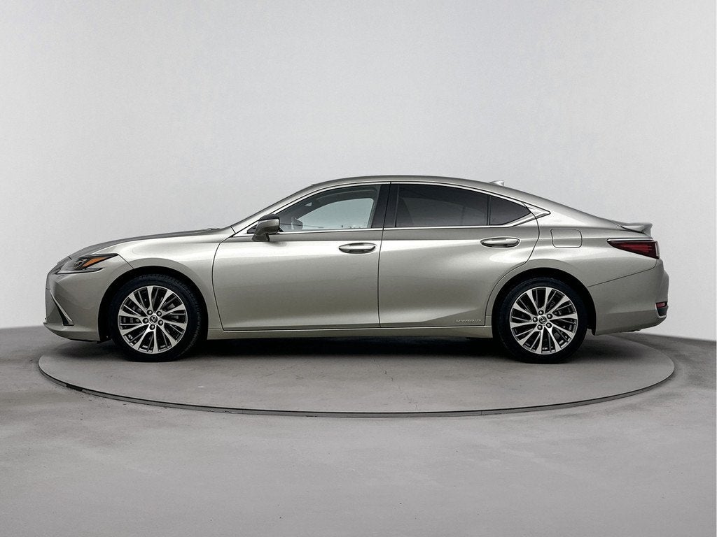 Lexus ES 300h Executive Line Limited | BTW-Auto | Carplay |, Auto's, Lexus, 12 maanden, Gebruikt, 4 cilinders, 1655 kg
