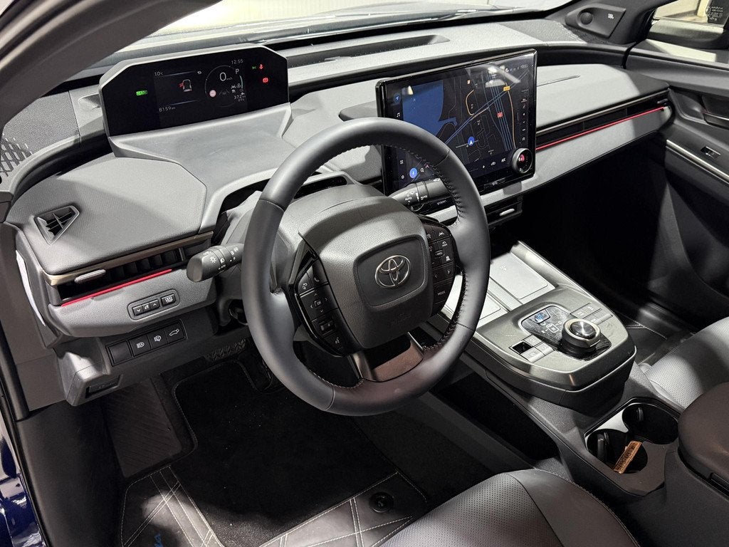 Toyota bZ4X Executive 73 kWh | 16% Bijtelling | Direct Lever, Auto's, Toyota, Gebruikt, 1905 kg, Blauw, 559 km