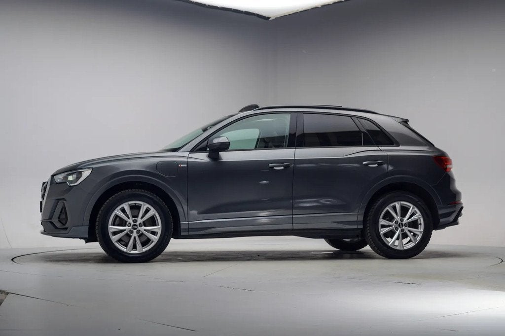 Audi Q3 45 TFSI e S Line Advanced Aut. [ Panoramadak Virtual, Auto's, Audi, Gebruikt, Automatische klimaatregeling, Hybride Elektrisch/Benzine