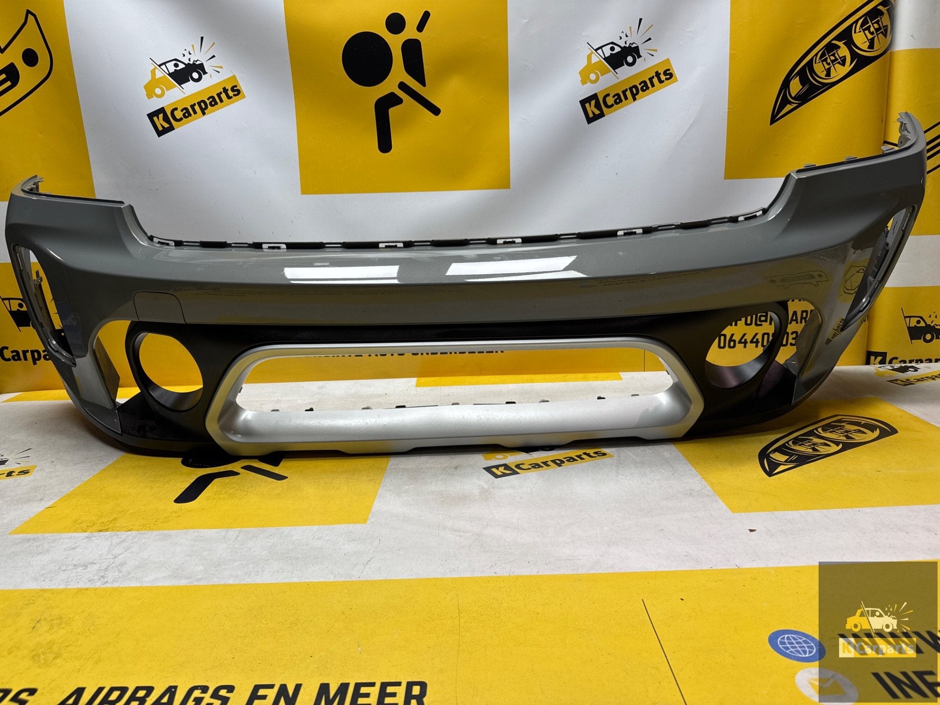 MINI COUNTRYMAN F60 voorbumper 51119477039 Origineel, Gebruikt, Voor, Ophalen of Verzenden, Customer.service@mini.co.uk