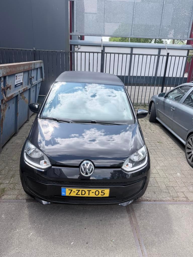 Volkswagen up! 1.0 44KW/60PK 5-DRS 2014 Zwart, Auto's, Voorwielaandrijving, Up!, 840 kg, 4 stoelen