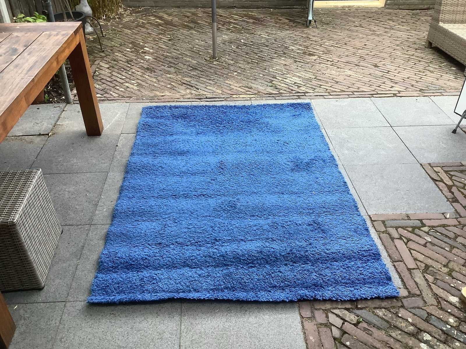 IKEA HAMPEN vloerkleed blauw 133 x 195 cm, Huis en Inrichting, Stoffering | Tapijten en Kleden, Ophalen, Gebruikt, 100 tot 150 cm