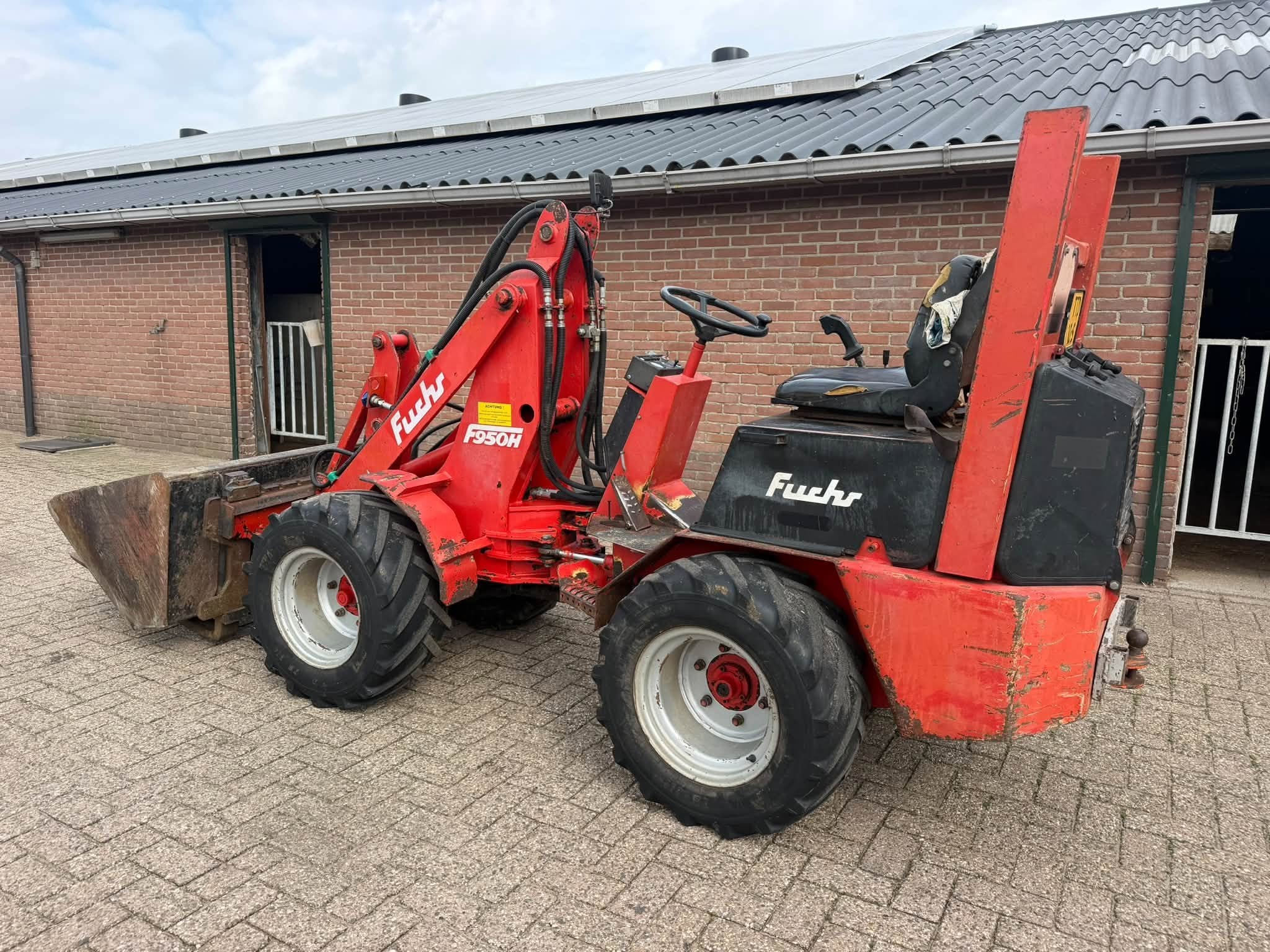 Fuchs F950H Shovel Loader (bj 2000), Zakelijke goederen, Wiellader of Shovel