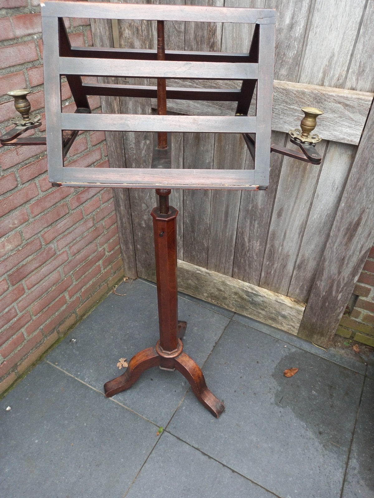 Antieke Muziekstandaard 1900 met Kaarsenstandaards, Ophalen