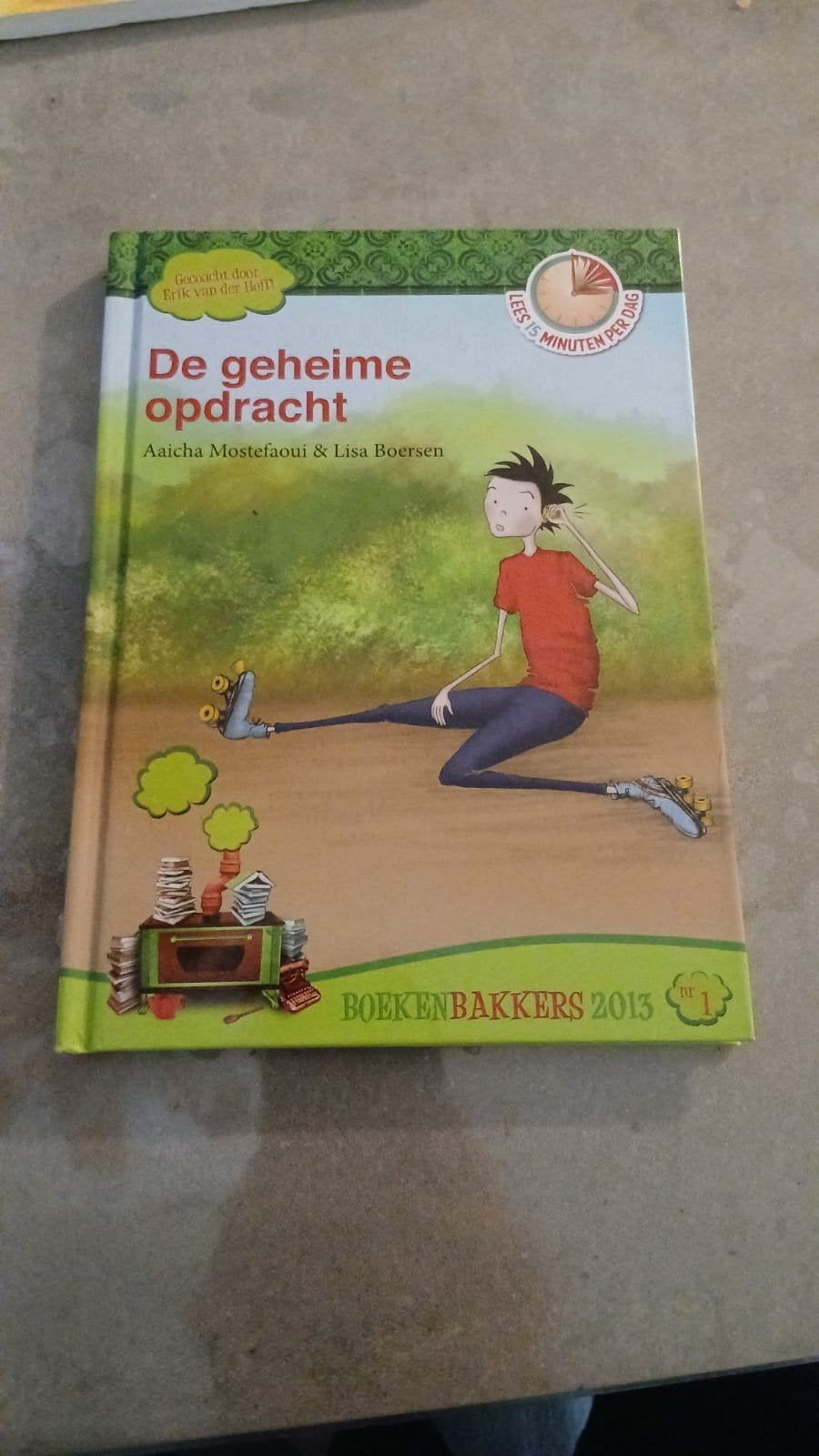 Aaicha Mostefaoui - De geheime opdracht, Fictie algemeen, Ophalen of Verzenden, Zo goed als nieuw, Aaicha Mostefaoui; Lisa Boersen
