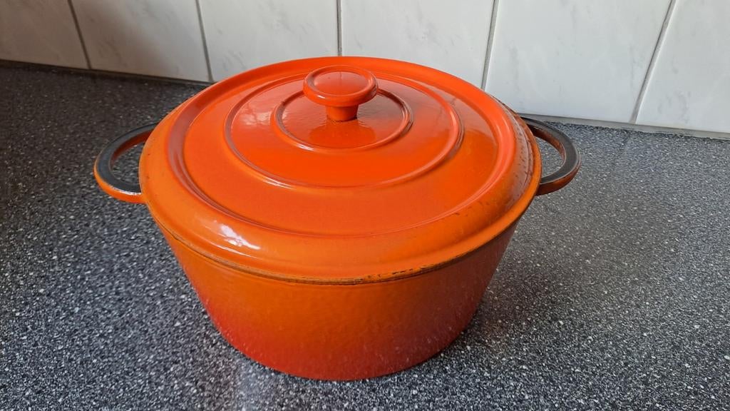 Oranje Franse gietijzeren braadpan -, Gebruikt, Onbekend@voorbeeld.com, Gietijzer, Onbekend