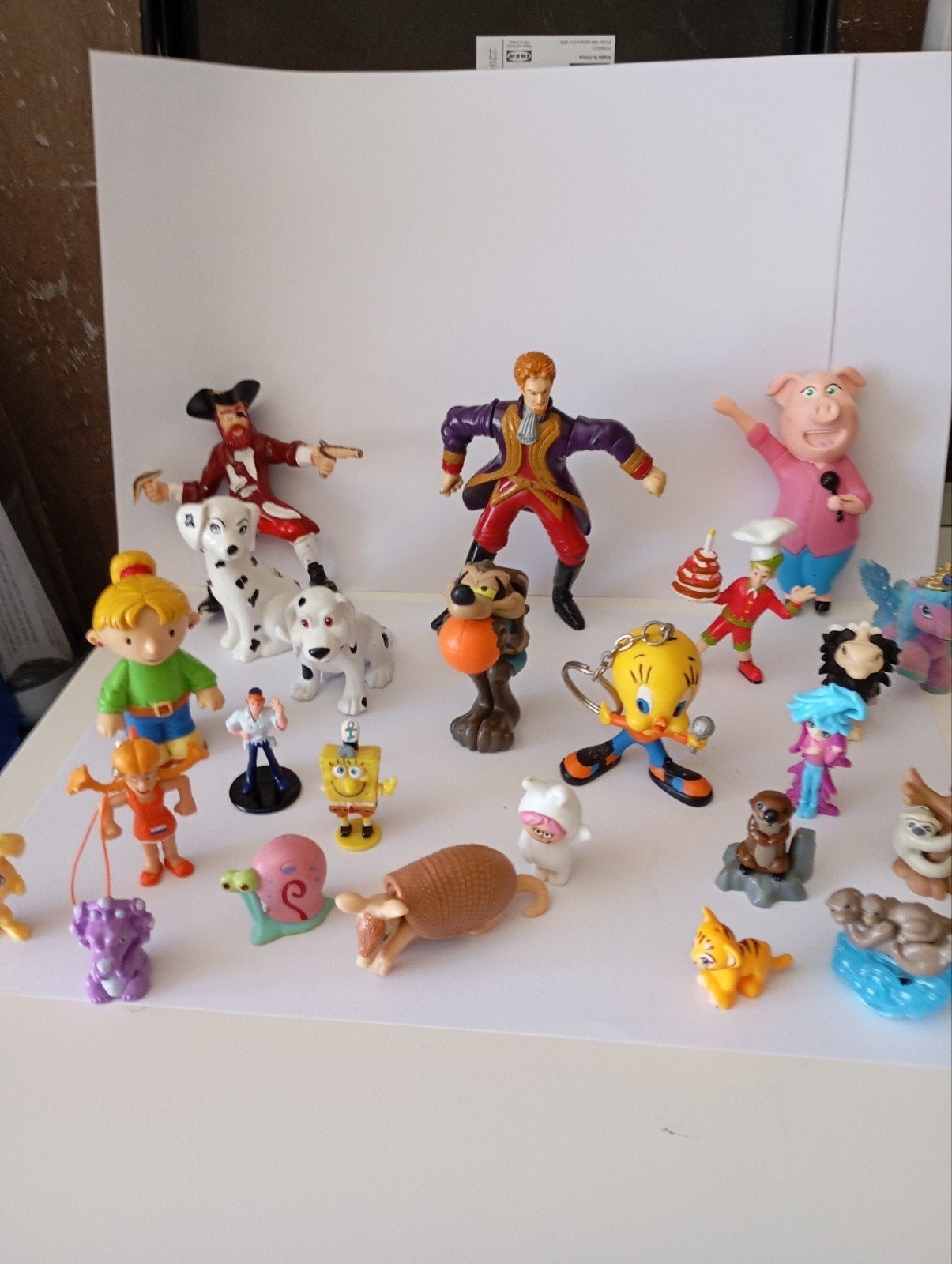 24 DIVERSEN BEKENDE FIGUURTJES NU ALLES 12€ ZIE FOTO,S, Ophalen of Verzenden
