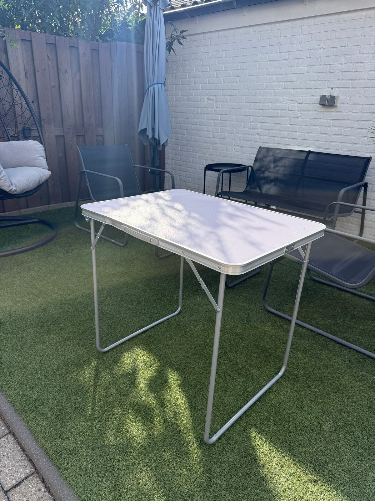 Handige opvouwbare campingtafel - Ideaal voor buiten!, Ophalen, Gebruikt, Rechthoekig, Aluminium