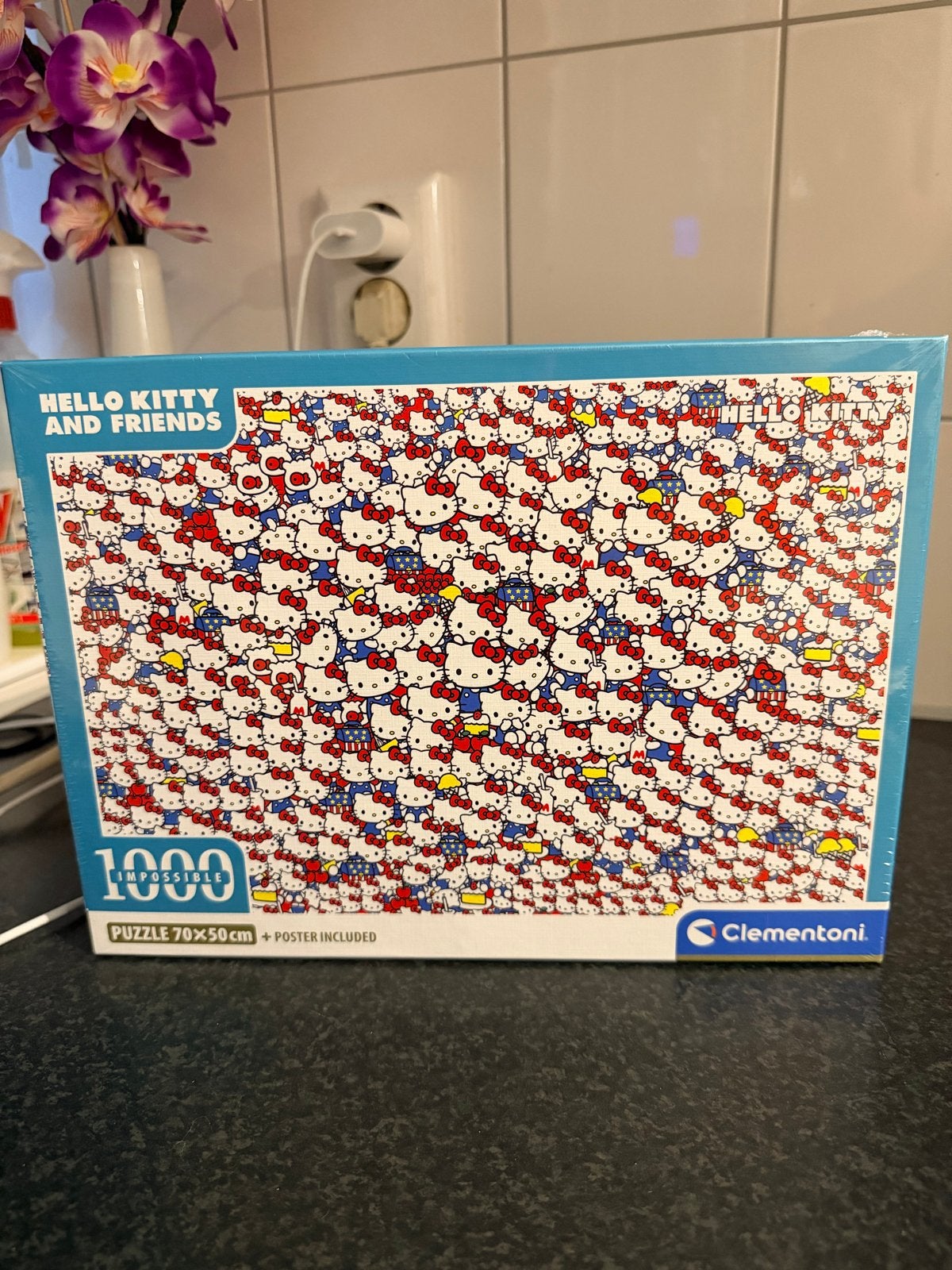 Nieuwe Clementoni Hello Kitty & Friends Puzzel 1000 stukjes, Ophalen of Verzenden, 500 t/m 1500 stukjes, Nieuw, Legpuzzel