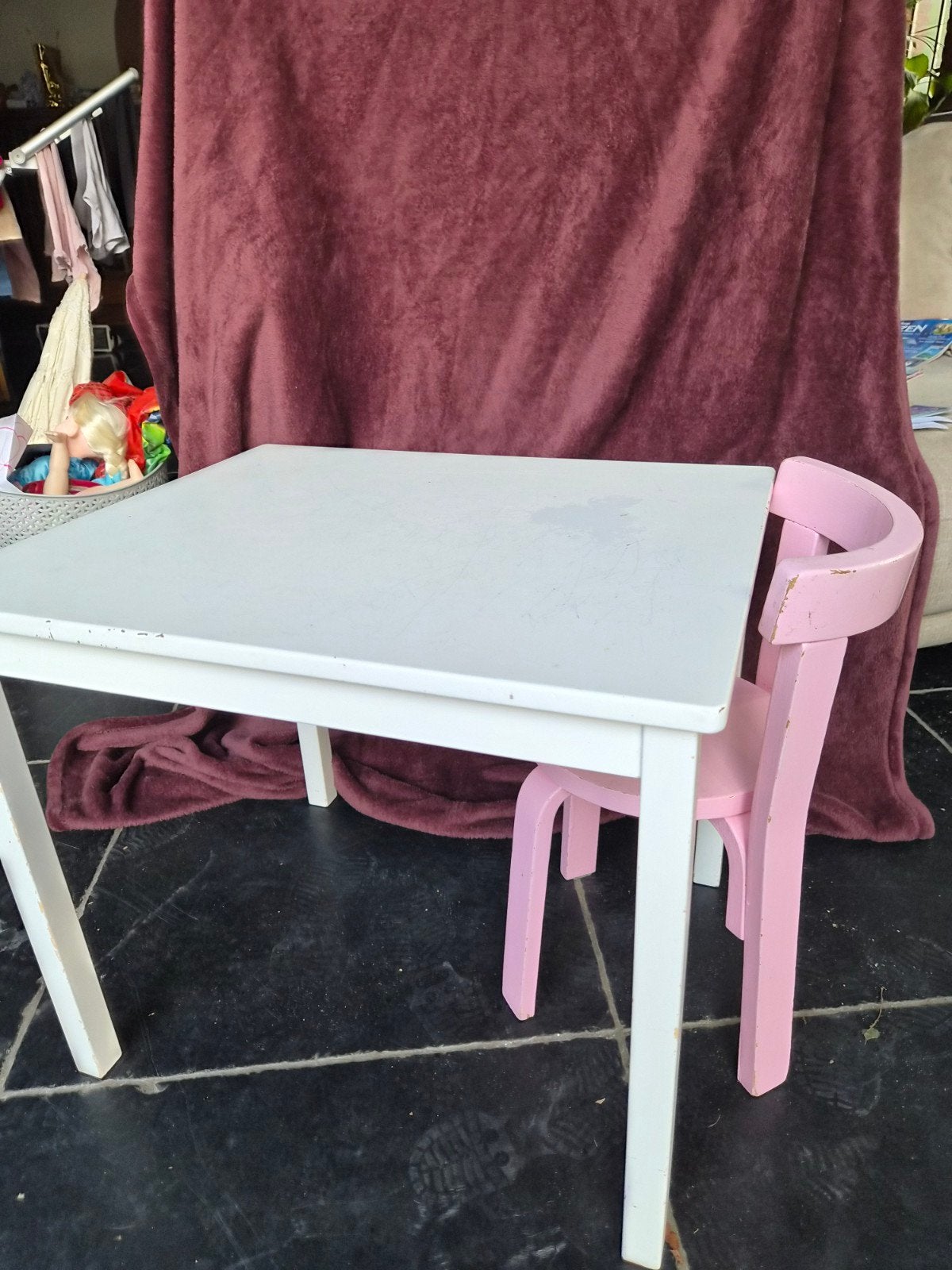 Wit tafeltje en roze stoeltje, Ophalen, Gebruikt, Tafel(s) en Stoel(en)