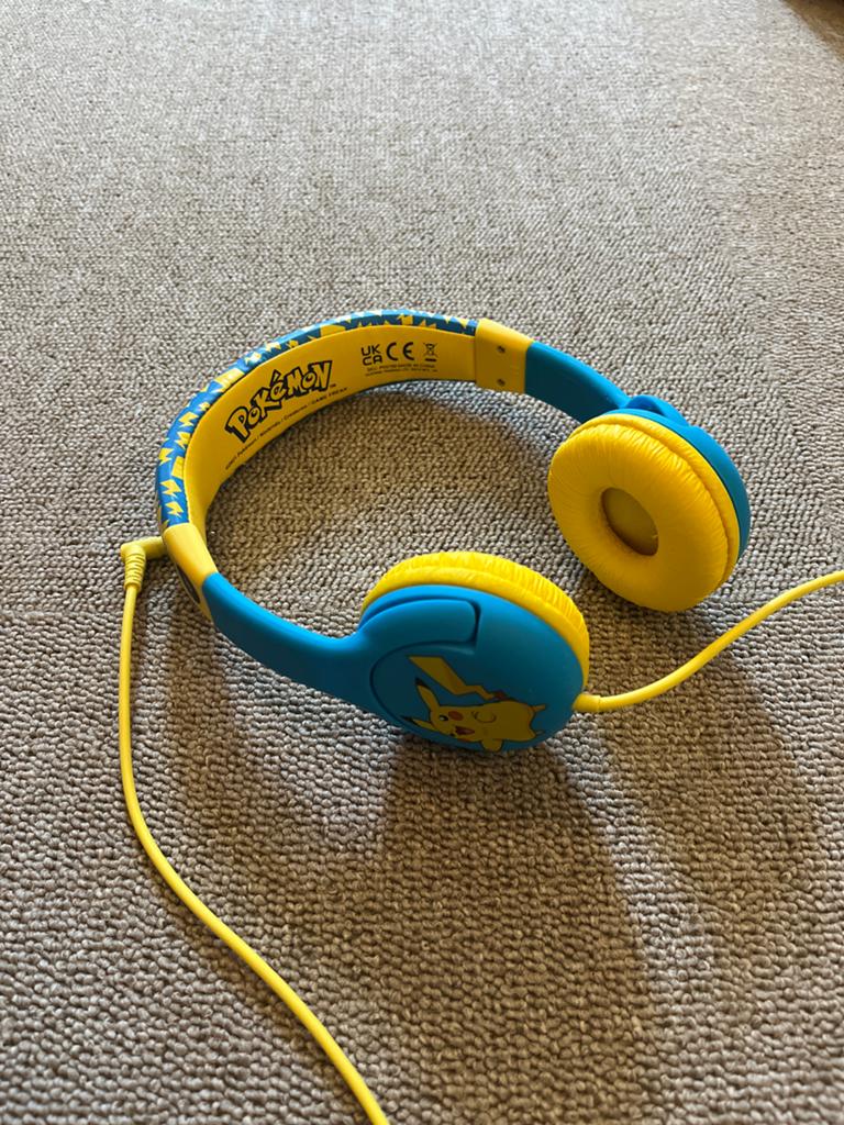 Pokémon Pikachu Kinderkoptelefoon - zeer netjes, Audio, Tv en Foto, Koptelefoons, Ophalen of Verzenden, Gebruikt, Op oor (supra aural)