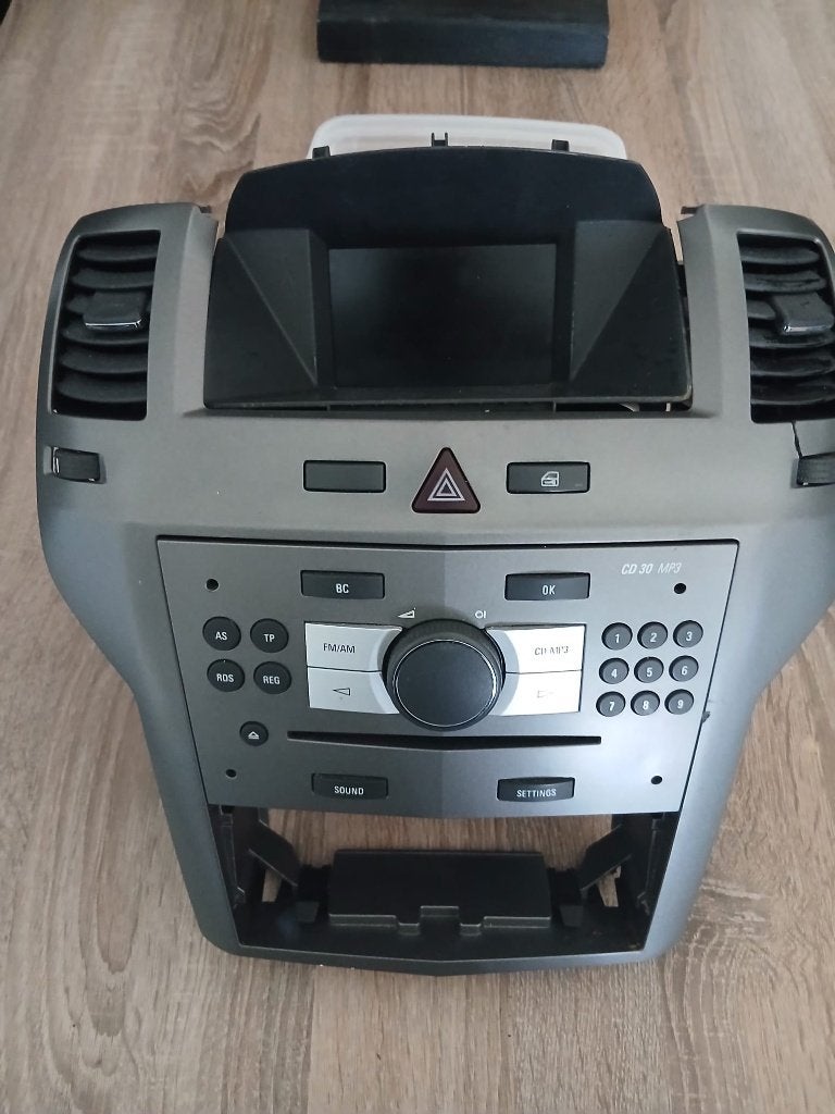 auto radio opel CD 30 MP3, Auto diversen, Ophalen of Verzenden, Zo goed als nieuw