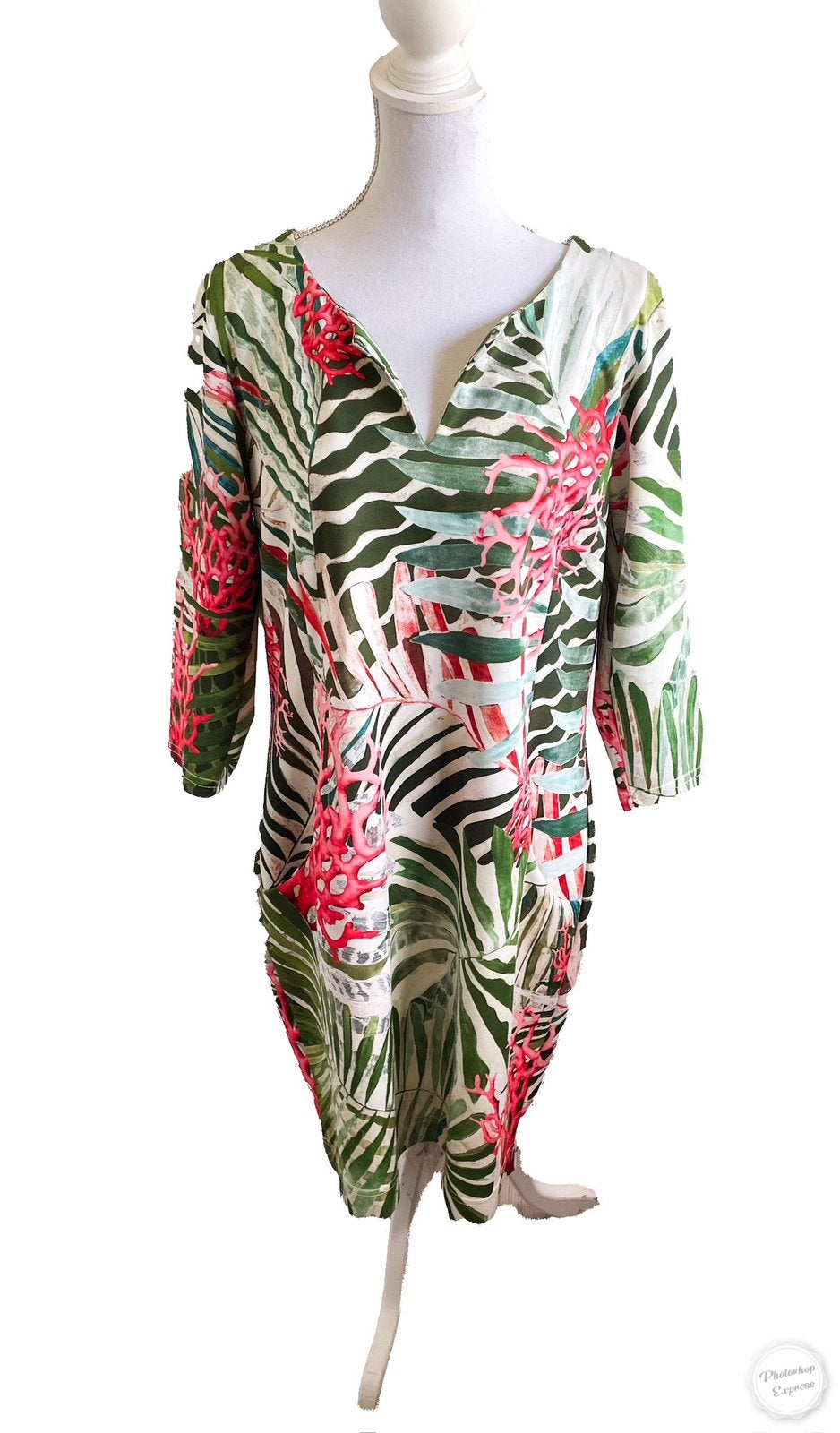 Mooie jurk van Myrna by Ned 44, Sales@blomfashion.com, Maat 42/44 (L), Oostmalseweg 63A B-2340 Beerse, Ophalen of Verzenden