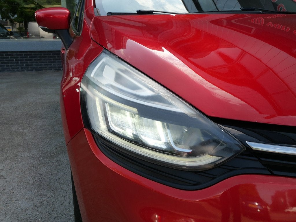 Renault Clio 0.9 TCe INTENS | CLIMA | CRUISE | NAVIGATIE | L, Leder en Stof, Handgeschakeld, 3 cilinders, 90 pk