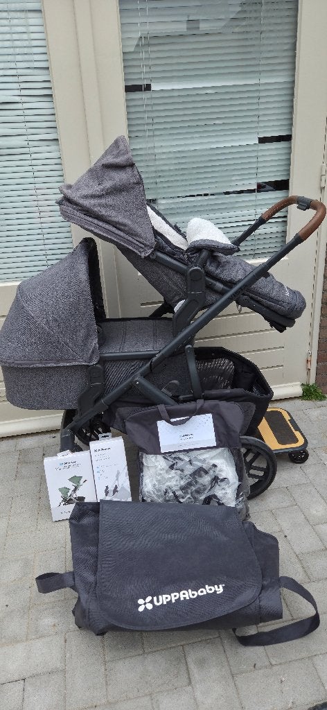Uppababy Vista V2 Duo Kinderwagen– incl. Autostoel met base, Kinderen en Baby's, Kinderwagens en Combinaties, Gebruikt, Combiwagen