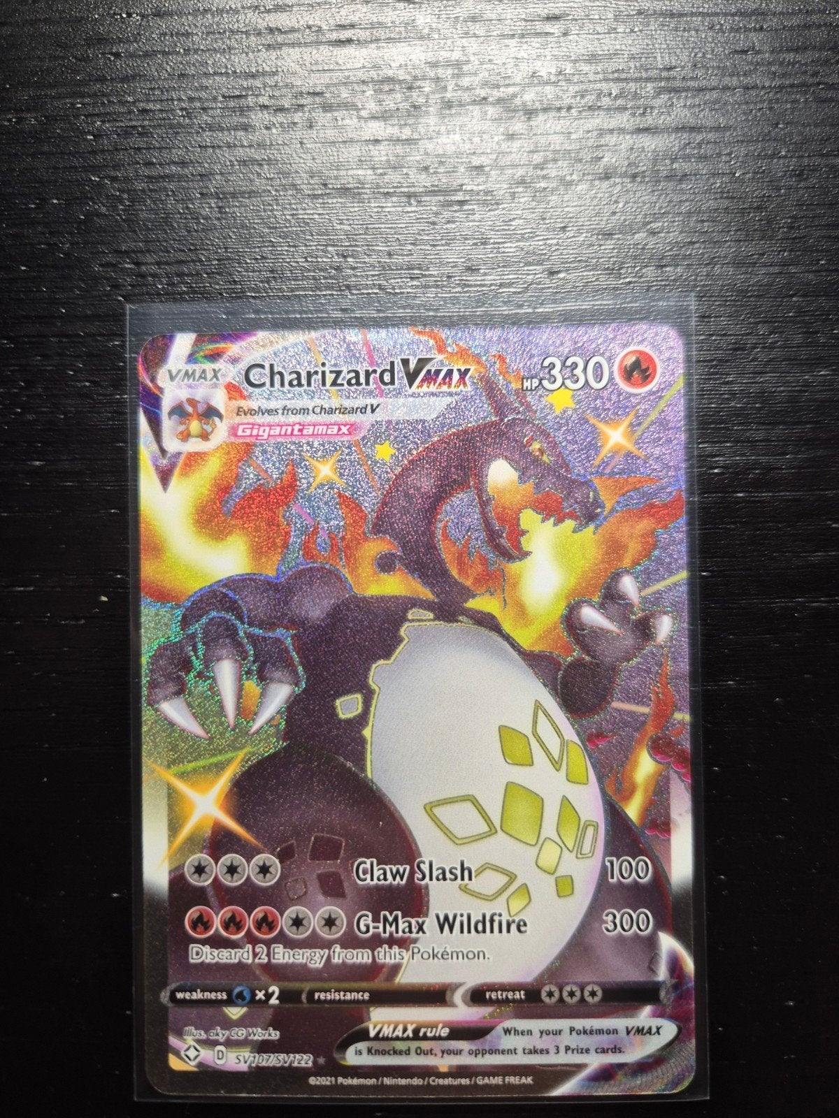 Charizard VMAX SV107/SV122, Ophalen of Verzenden, Zo goed als nieuw, Losse kaart, Foil