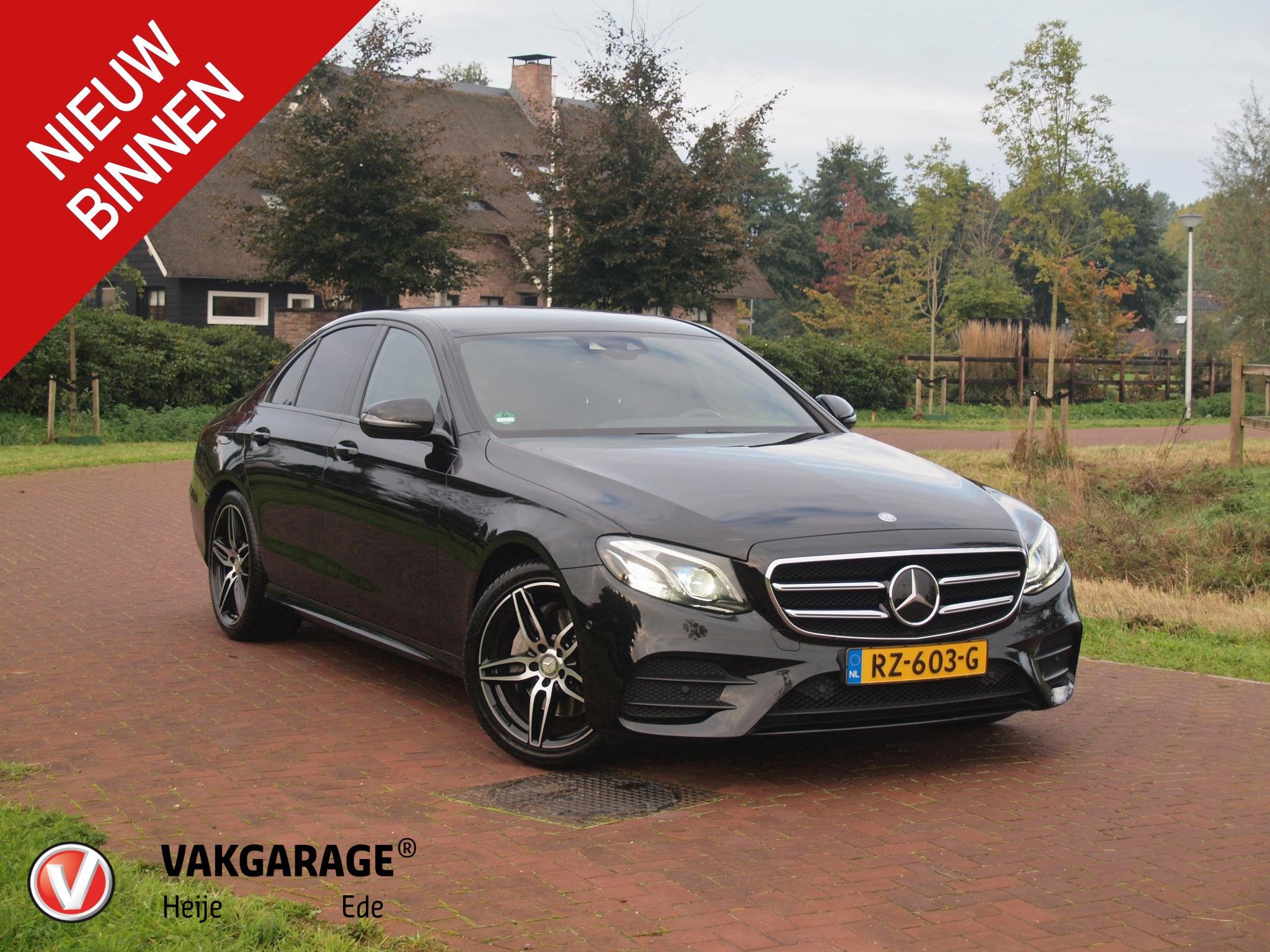 Mercedes-Benz E-klasse 200 Prestige Plus AMG | Widescreen Di, Auto's, Automaat, Achterwielaandrijving, Gebruikt, 4 cilinders