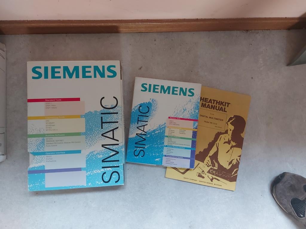 Siemens party Simatic S5 /S7 /logo sofware snoeren div ik, Ophalen of Verzenden