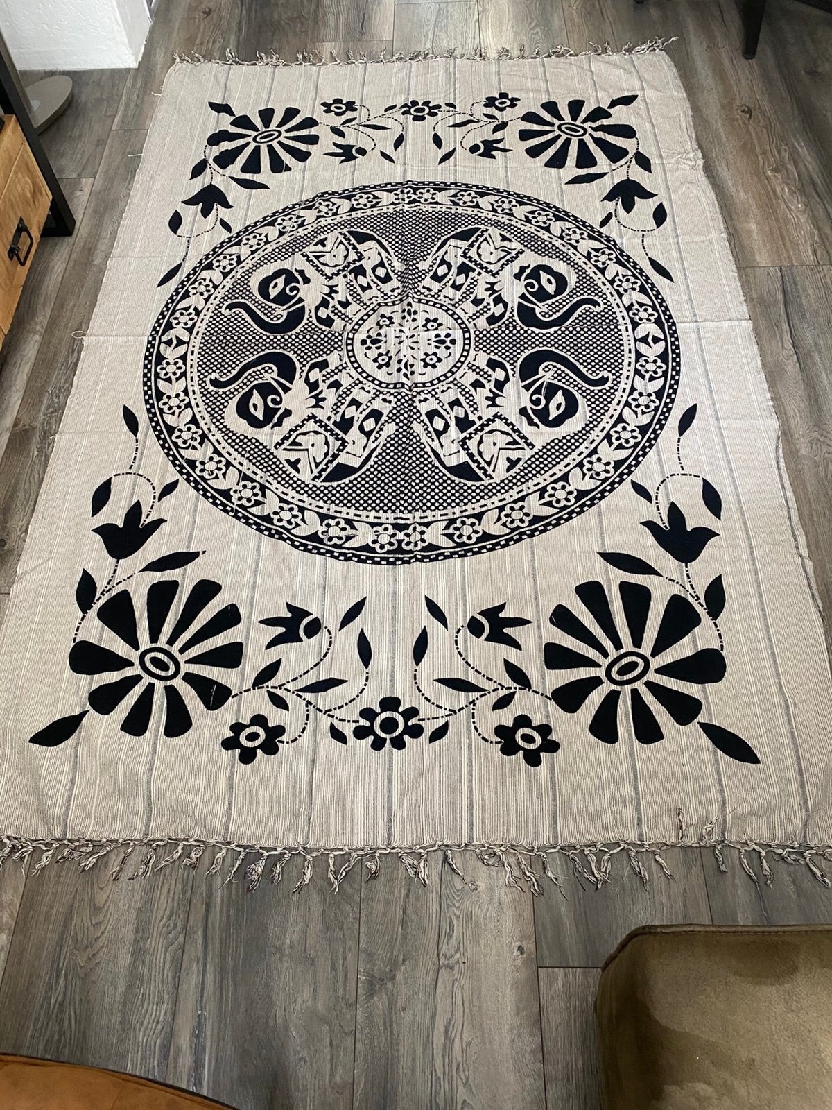 Indiaas katoenen wandkleed in nieuwstaat, Indiaas, Zwart, Ophalen of Verzenden, Zo goed als nieuw