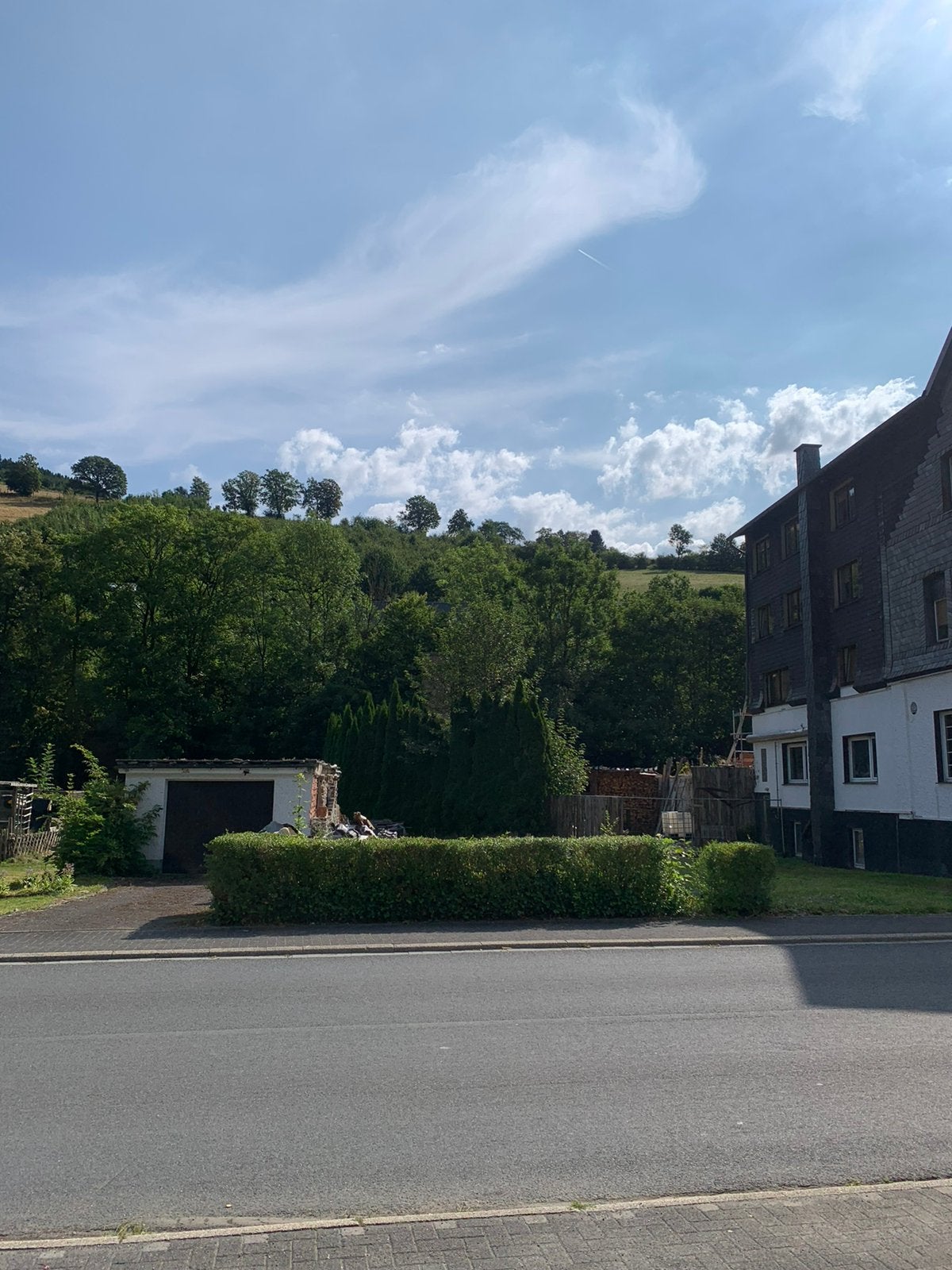 TINY HOUSE..Uniek bouwperceel 1.800 m² nabij Winterberg, Huizen en Kamers, Kamers te huur