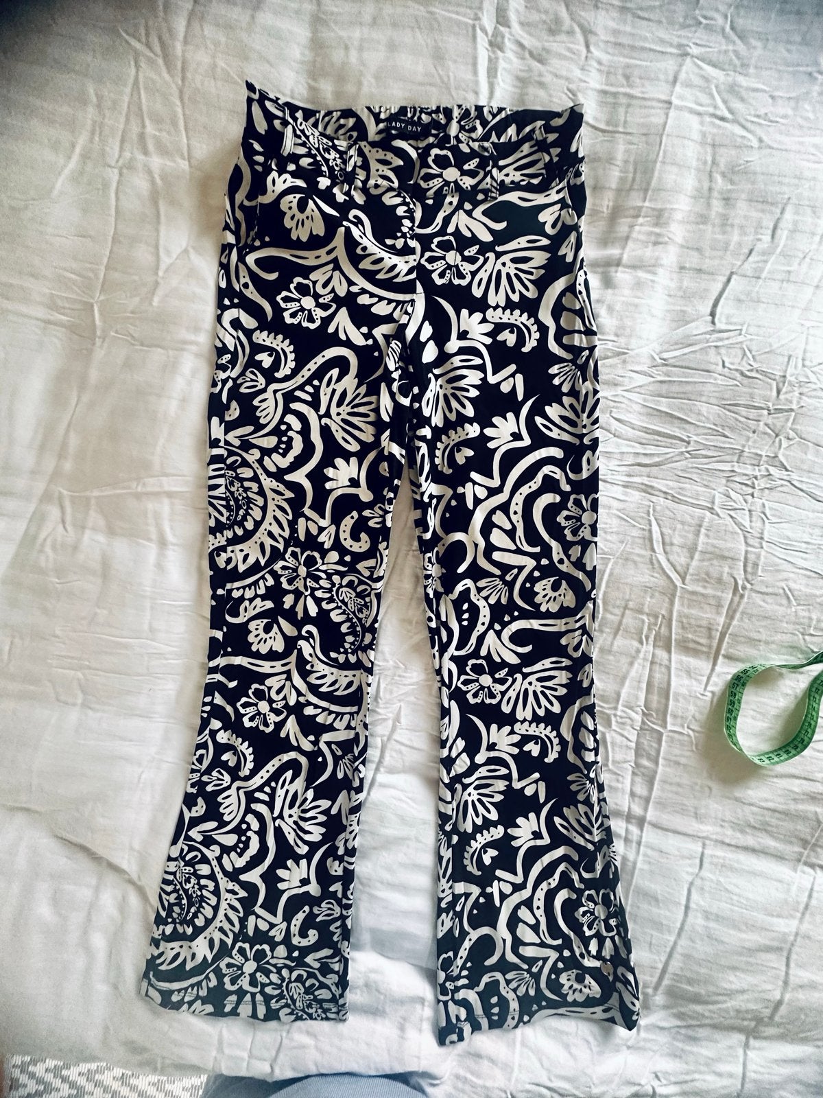 Lady Day Travelstof Broek XS - Zo goed als nieuw, Zwart, Ophalen of Verzenden, Zo goed als nieuw, Maat 34 (XS) of kleiner