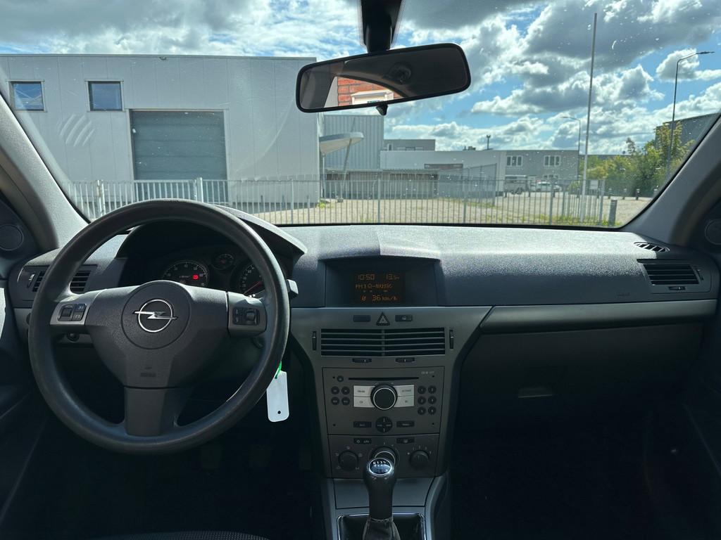 Opel Astra 1.4 Essentia / Airco / Cruise / NAP, Voorwielaandrijving, Stof, Gebruikt, 4 cilinders