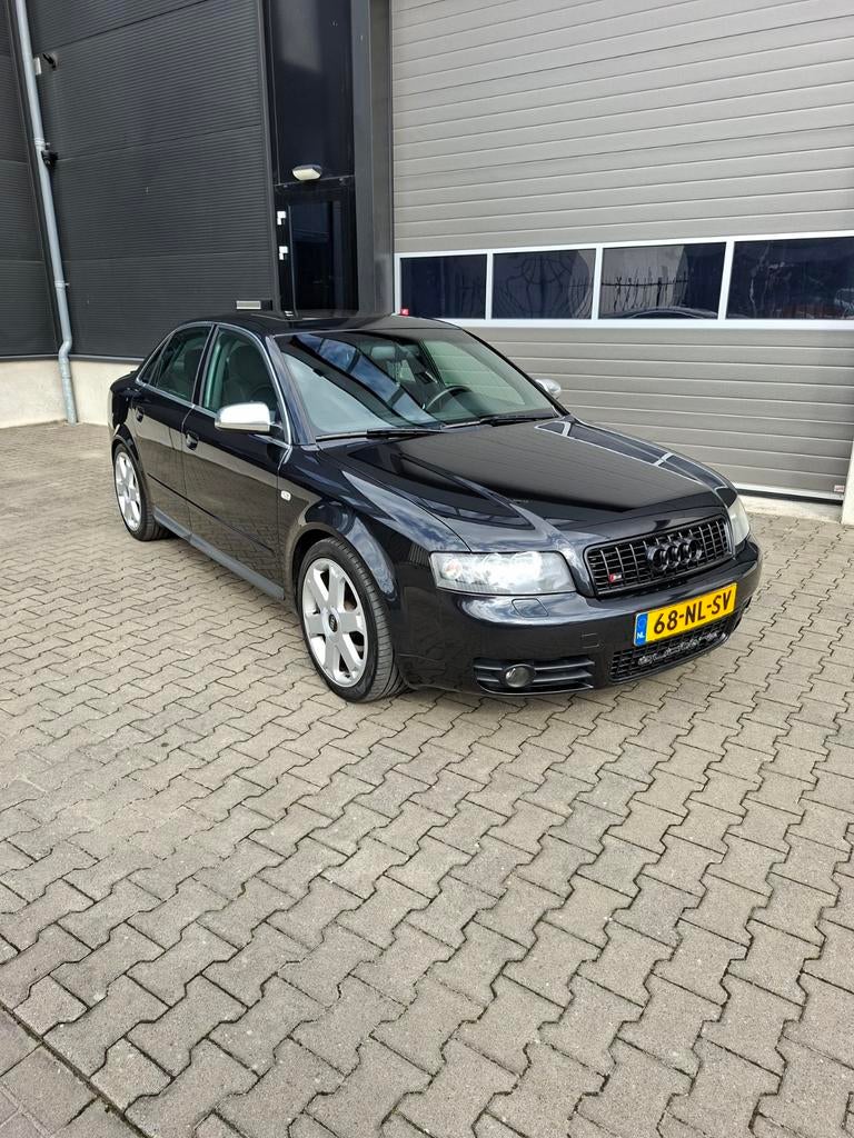 Audi S4 B6 4.2 V8 Quattro | Handgeschakeld | Liefhebbersauto, Zwart, Origineel Nederlands, Handgeschakeld, Vierwielaandrijving