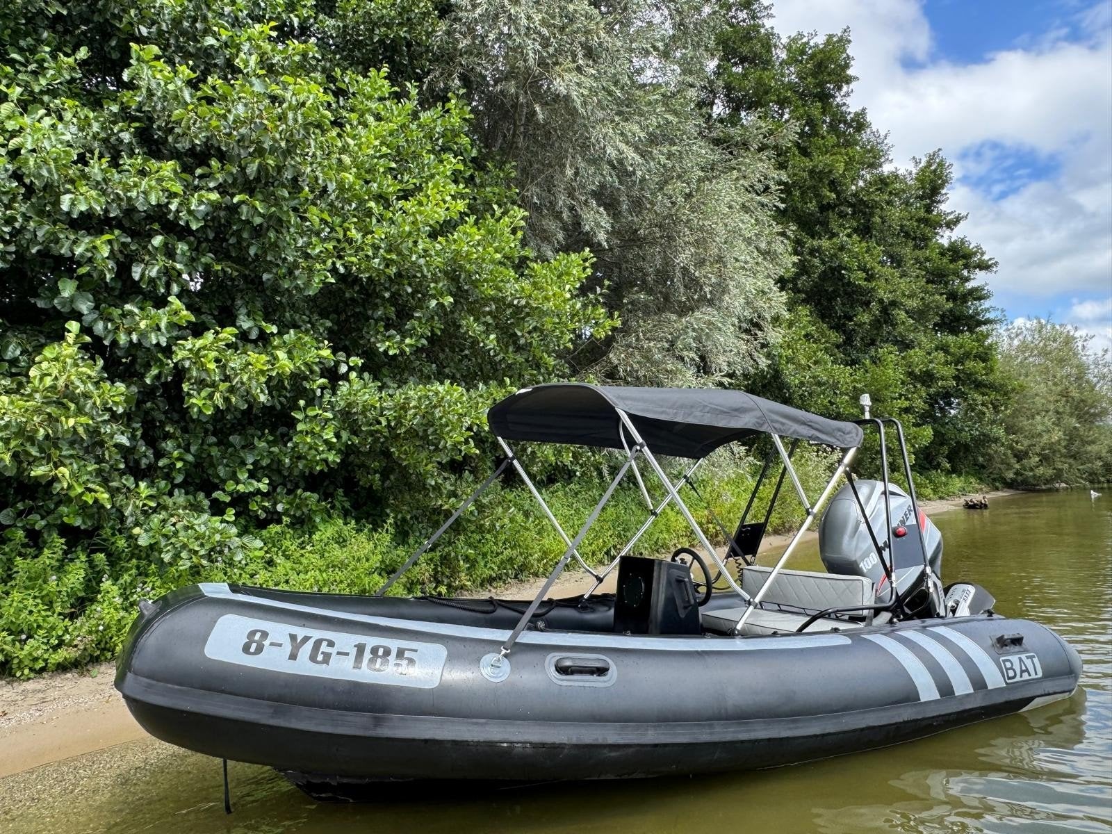 Novurania 485 met Mercury Mariner 100pk zwarte rib, Watersport en Boten, Ophalen, Inclusief trailer, Gebruikt, PVC