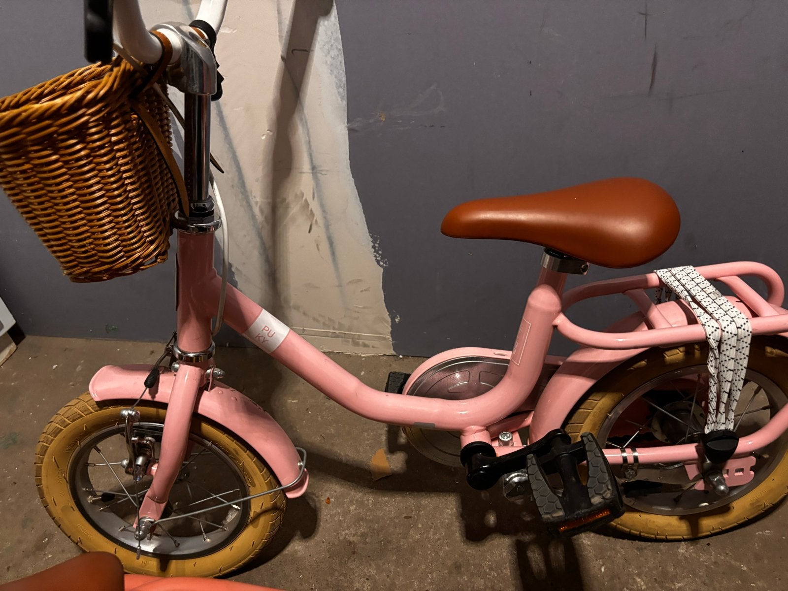 Puky kinderfiets roze met mandje en bagagedrager, Ophalen, Gebruikt, Terugtraprem, Minder dan 16 inch