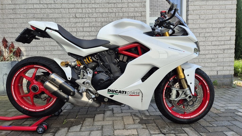 Ducati Supersport S, 2 cilinders, Motorrijbewijs A, Quickshifter, Gebruikt