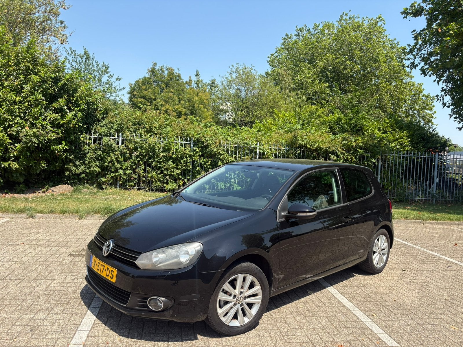 Volkswagen Golf 1.4 16V 59KW 2011 Zwart, Auto's, Voorwielaandrijving, 4 cilinders, Handgeschakeld, 1390 cc