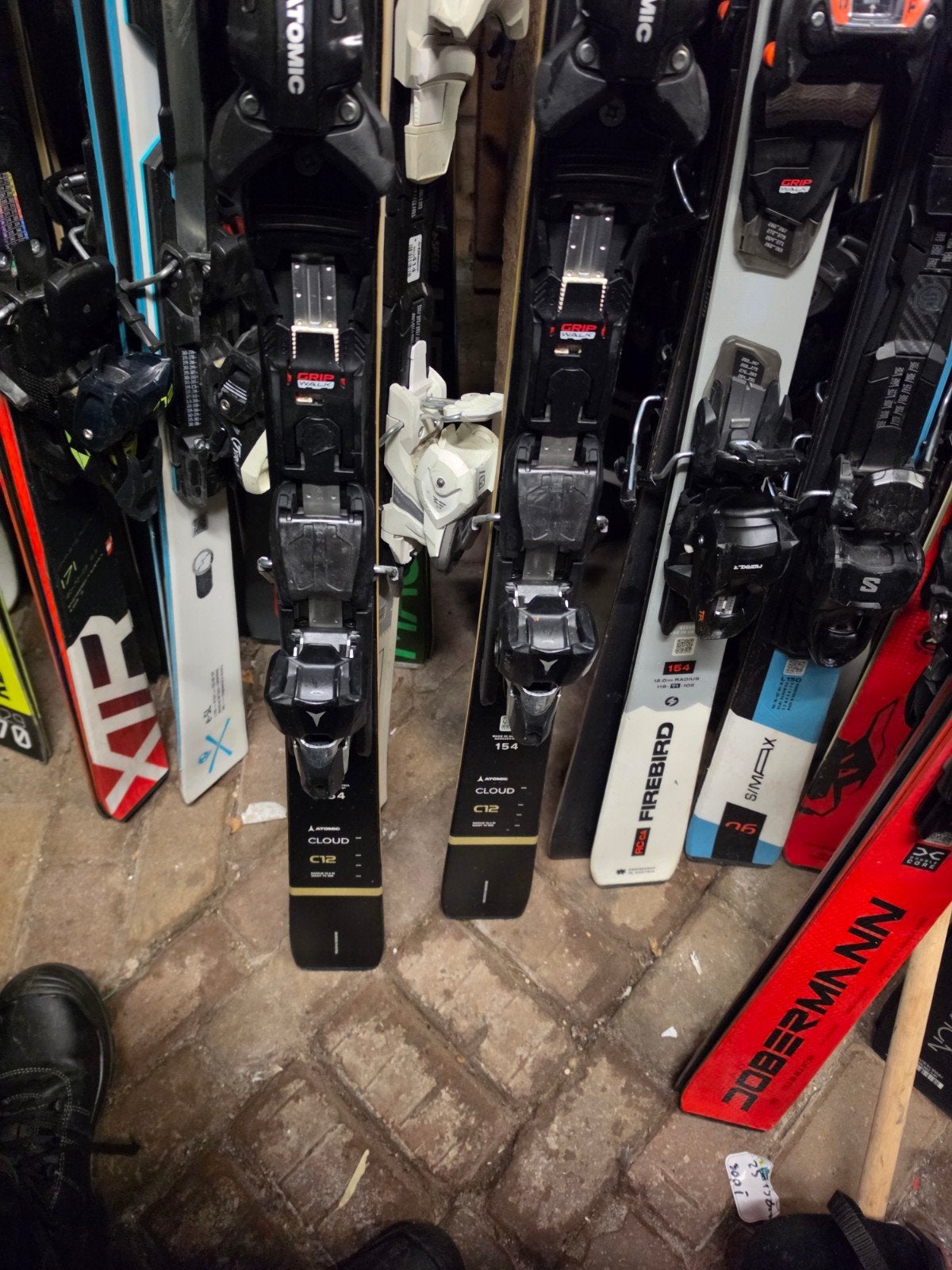 154cm ATOMIC CLOUD C12 850€ GEVORDERD DAMES SKI, 140 tot 160 cm, Ophalen of Verzenden, Zo goed als nieuw, Carve